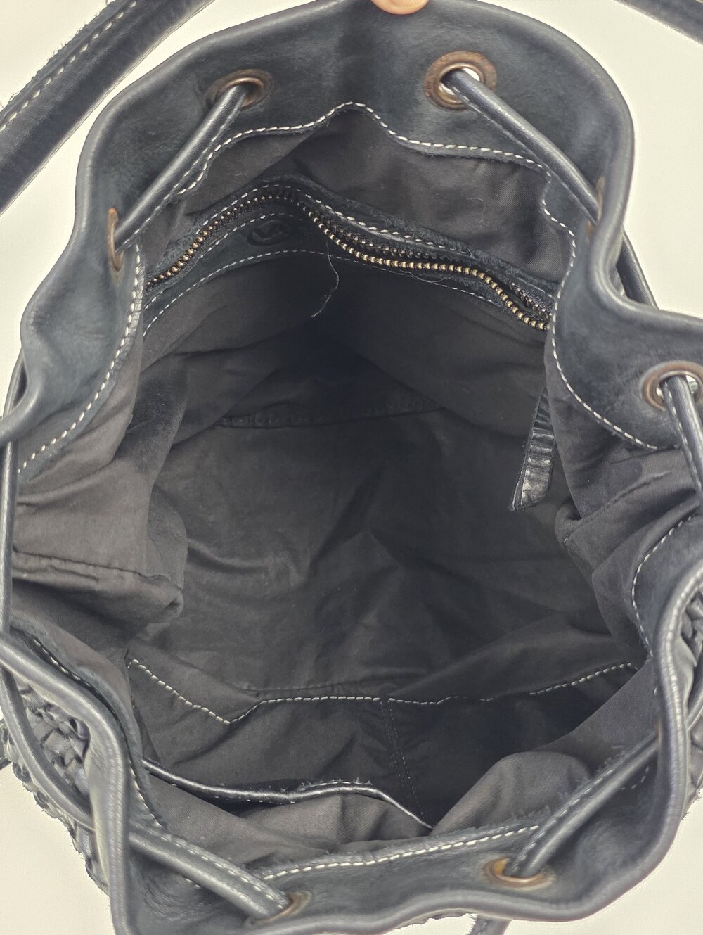 Valentina Woven Leather Bucket Purse Black - Picture 9 of 13
